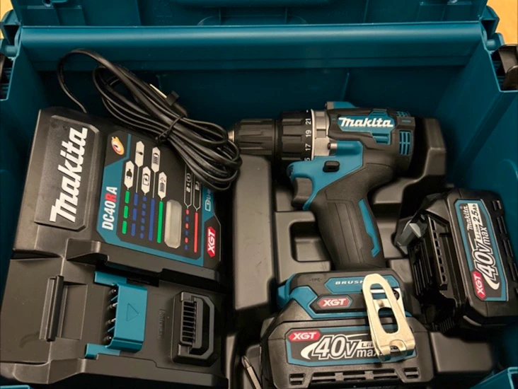Makita xgt df002g