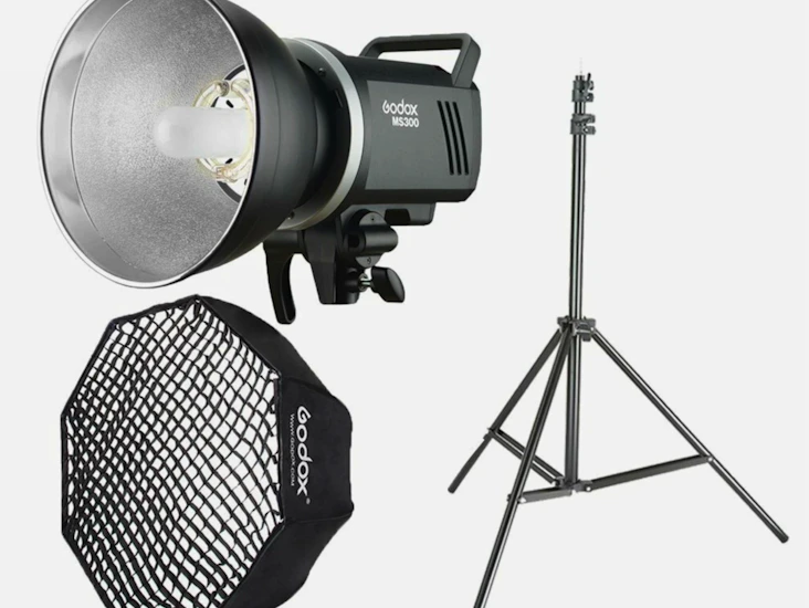Godox ms300 with soft box & trigger