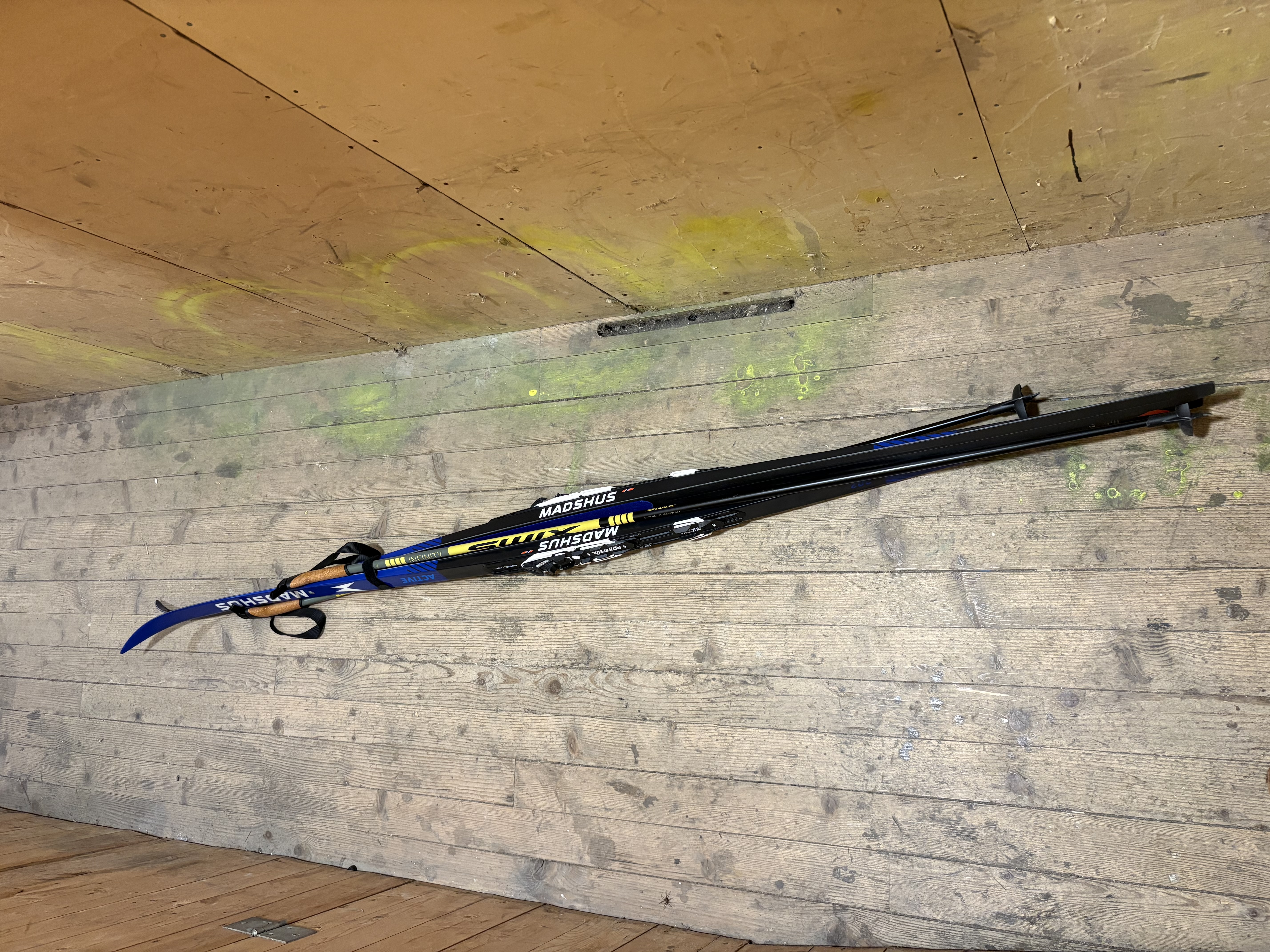 Felleski ca 200 cm 