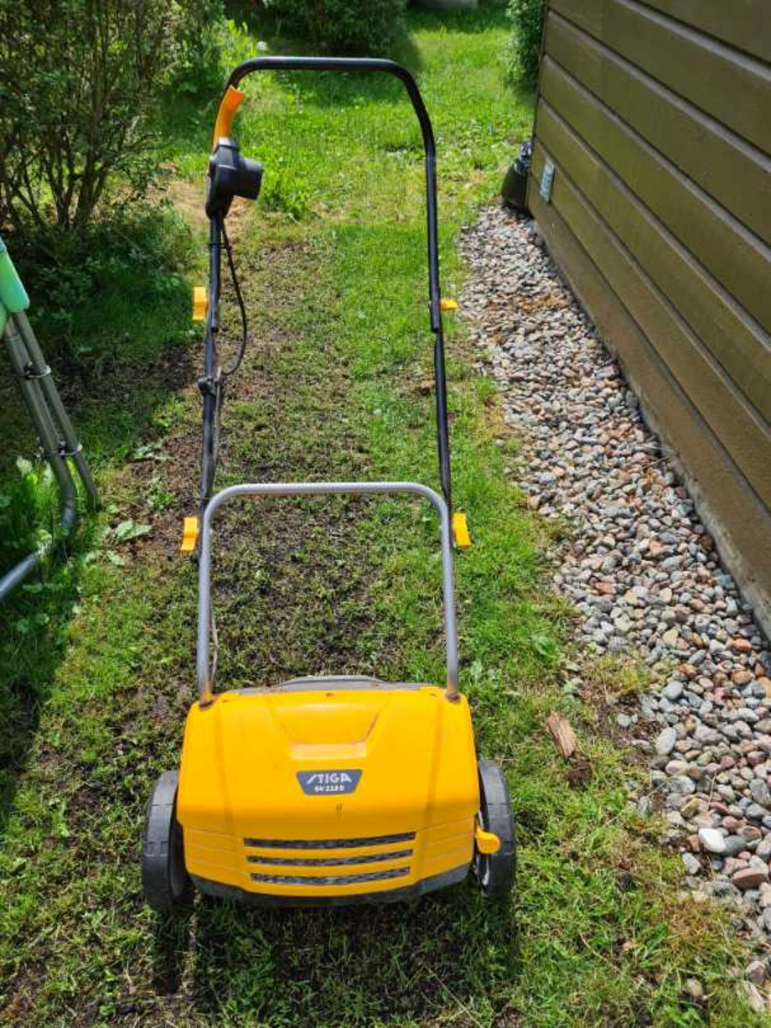 Vertikalskärare / mossrivare. stiga sv 213 e