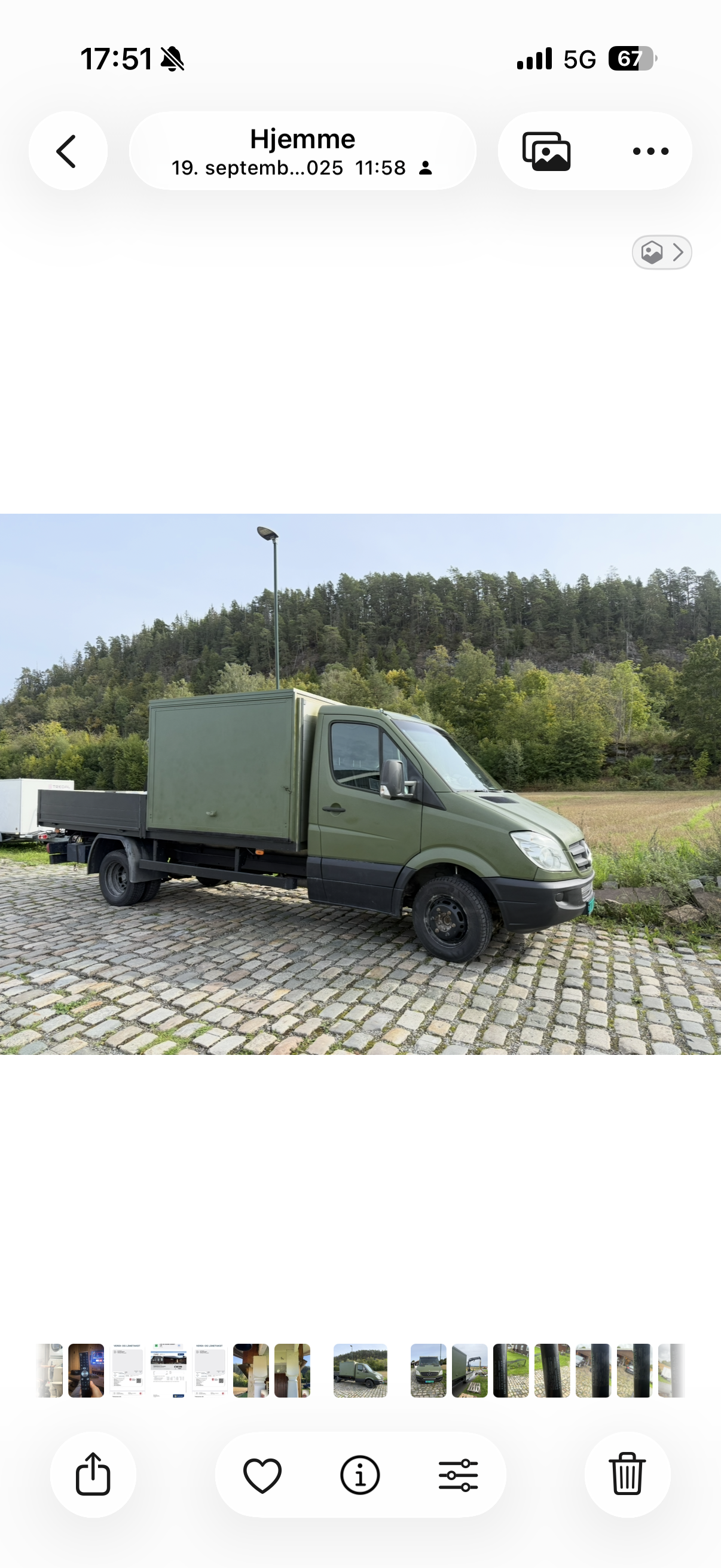 Mercedes sprinter med skap, plan og kran