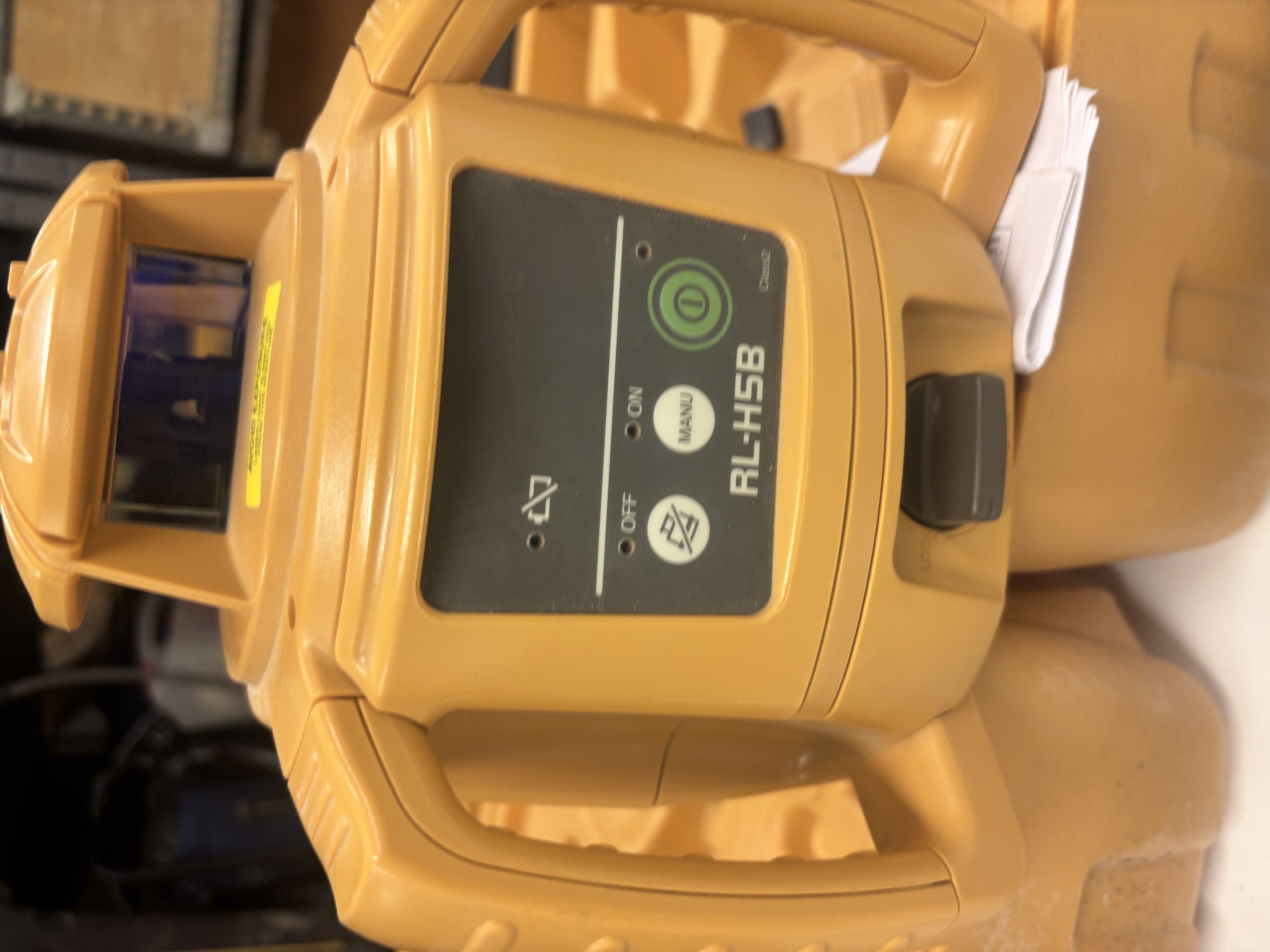 Laser med stativ och stav