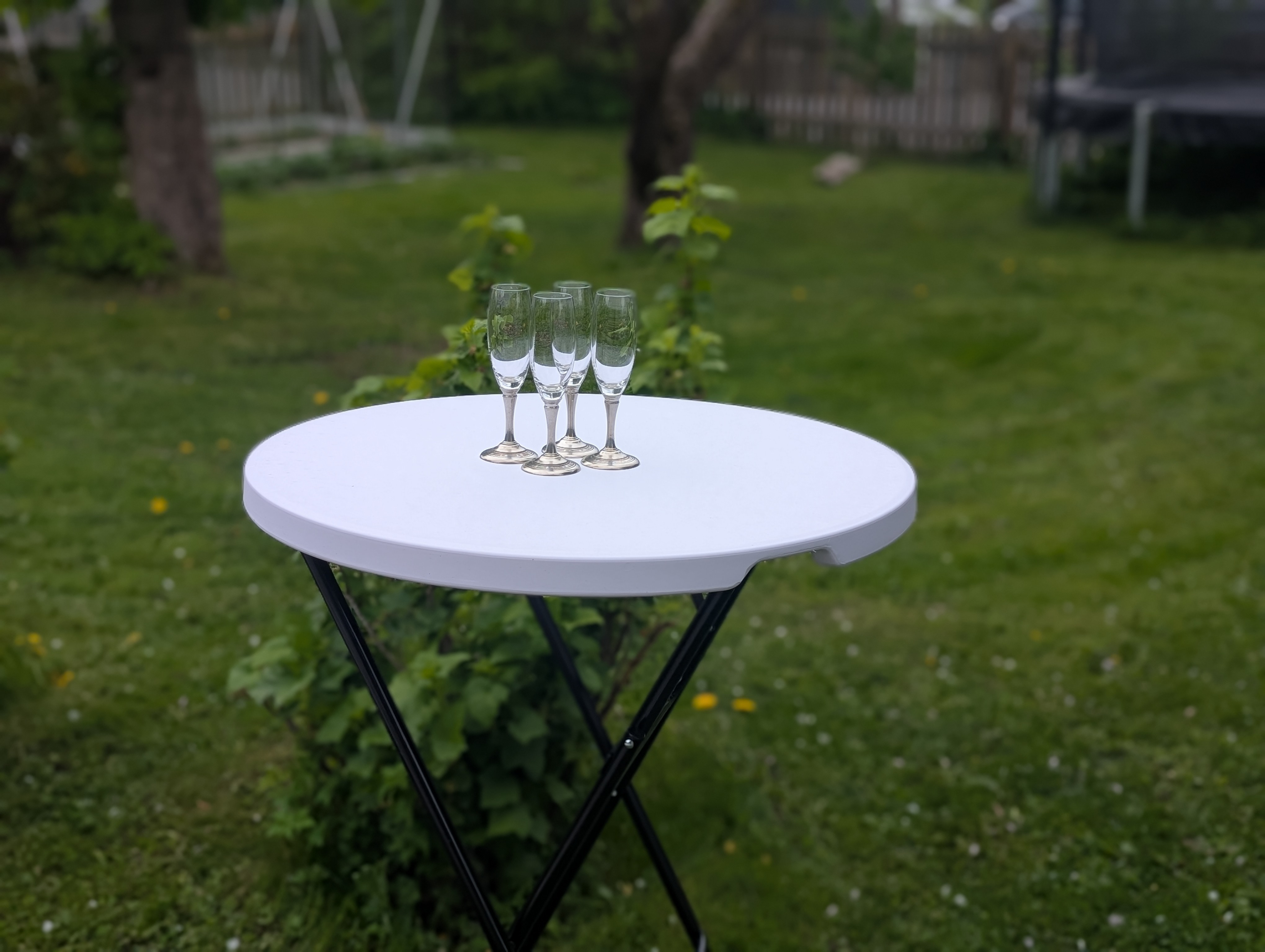 Serveringsbord rundt sammenlegbart