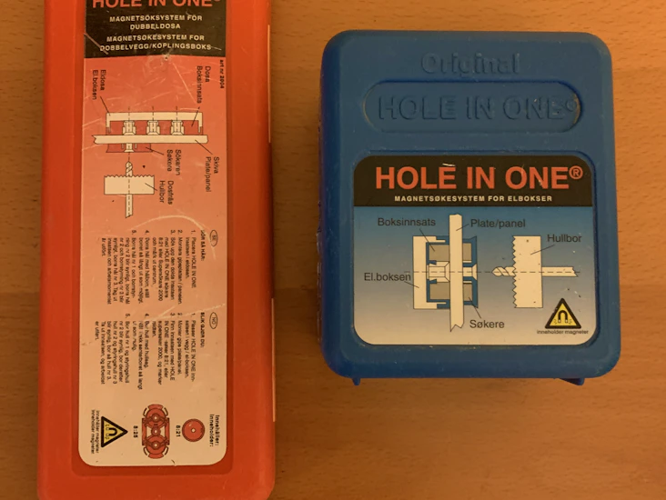 Hole in one koblingsbokssøker med magnet til utleie.