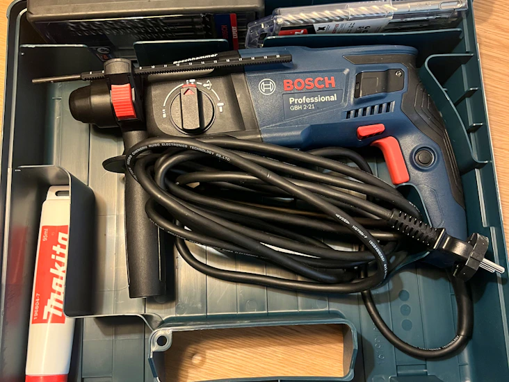 Poravasara bosch professional gas 12v