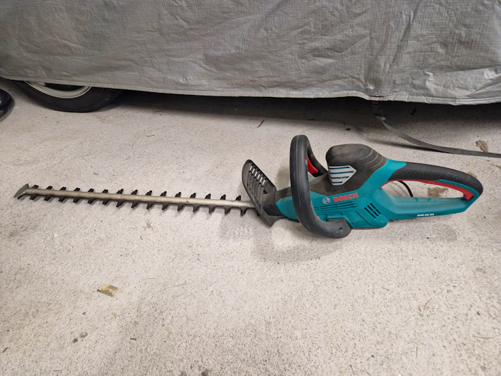 Häcksax 65cm långt svärd