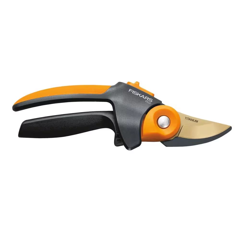 Fiskars 8.8" powergear2 pruning shears with softgrip handles