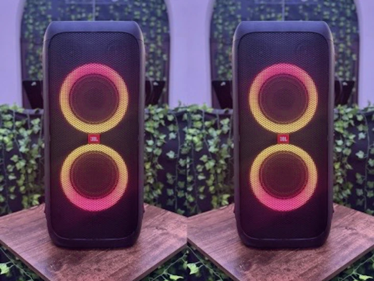 2× jbl partybox 310 speaker rental – loud party sound system