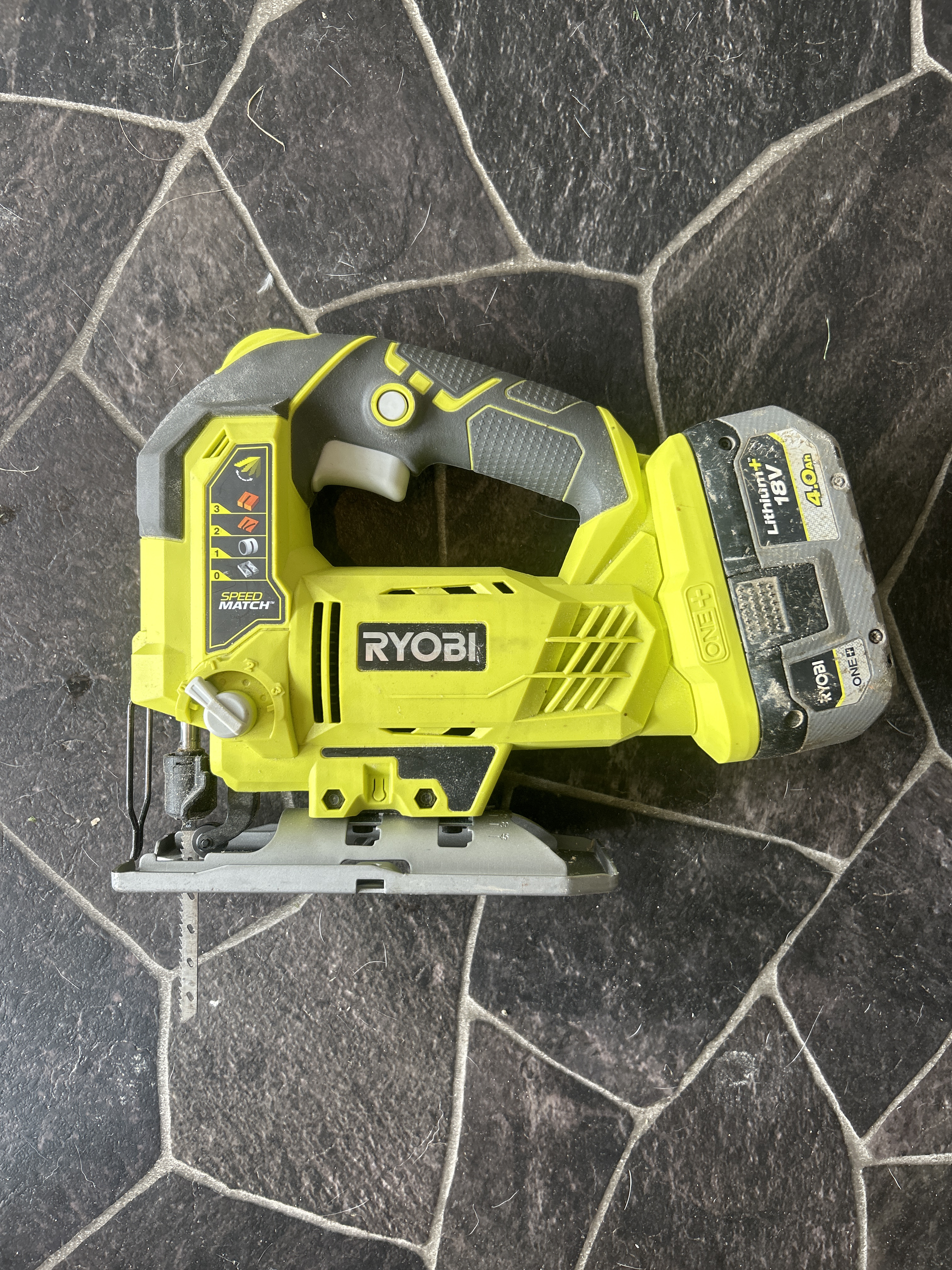 Ryobi stikksag