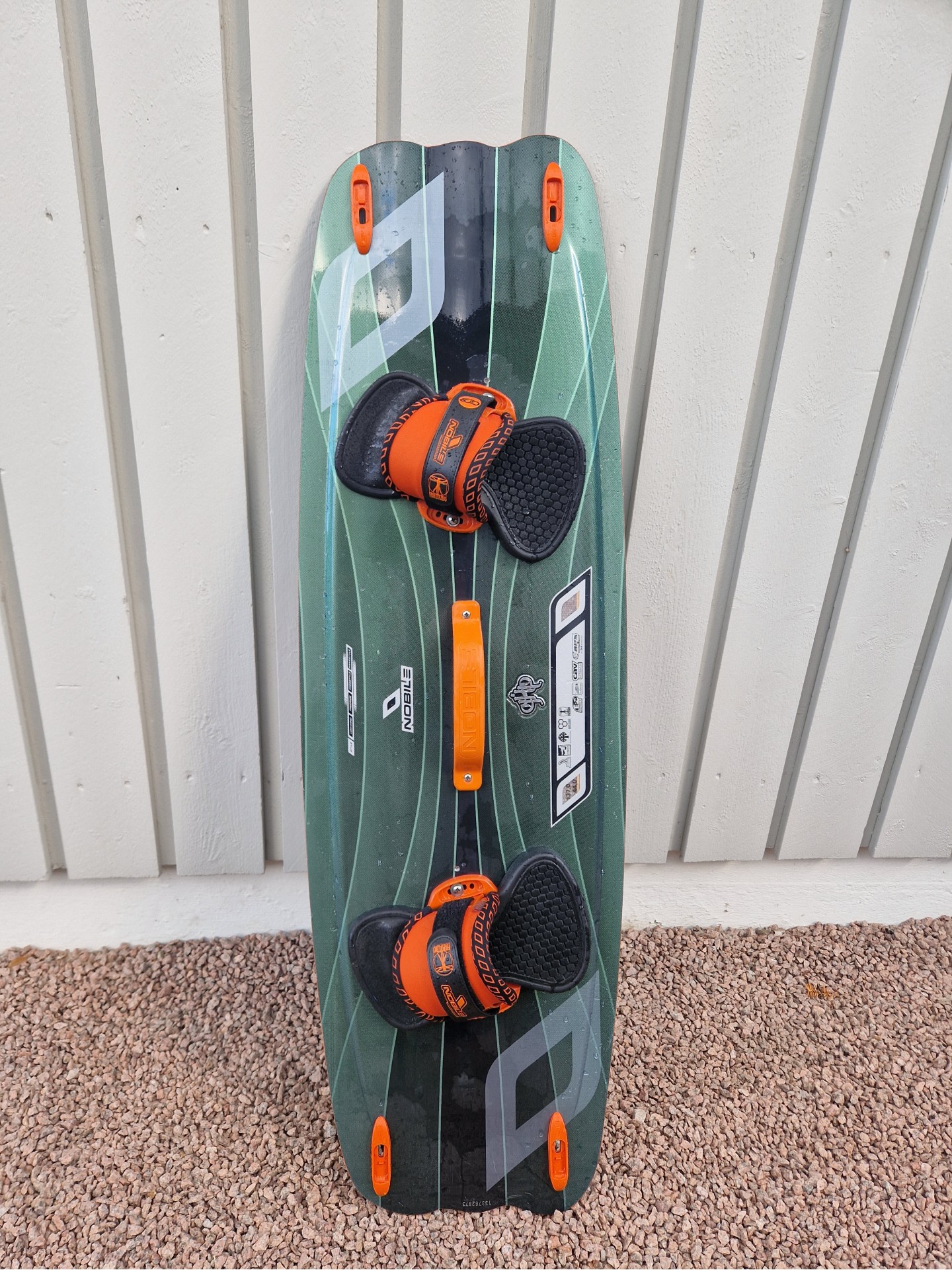Nobile 137 cm kiteboard