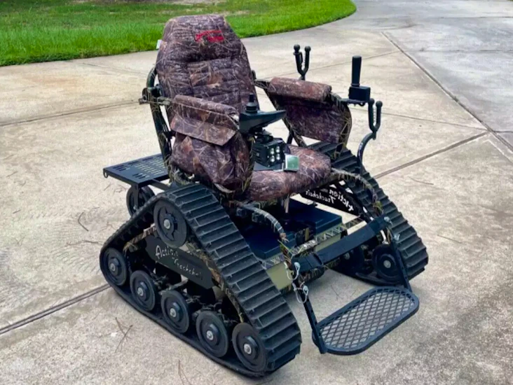 Action trackchair st