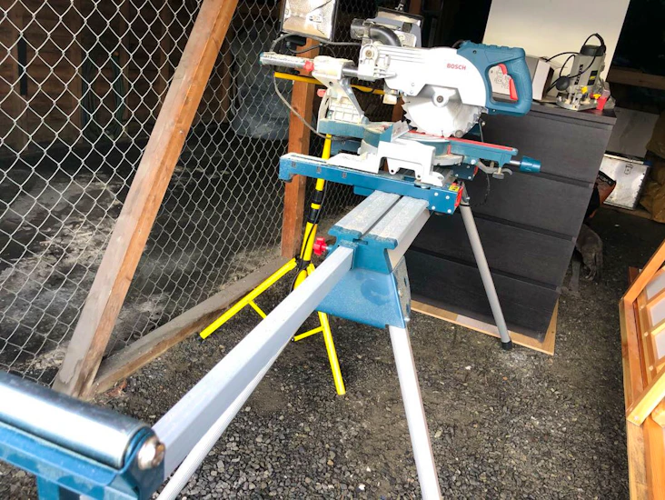 Bosch professional kapp og gjærdesag 216