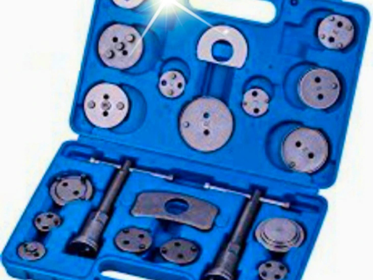 Litet, smidigt och praktiskt bromskolvsåterställningsset!