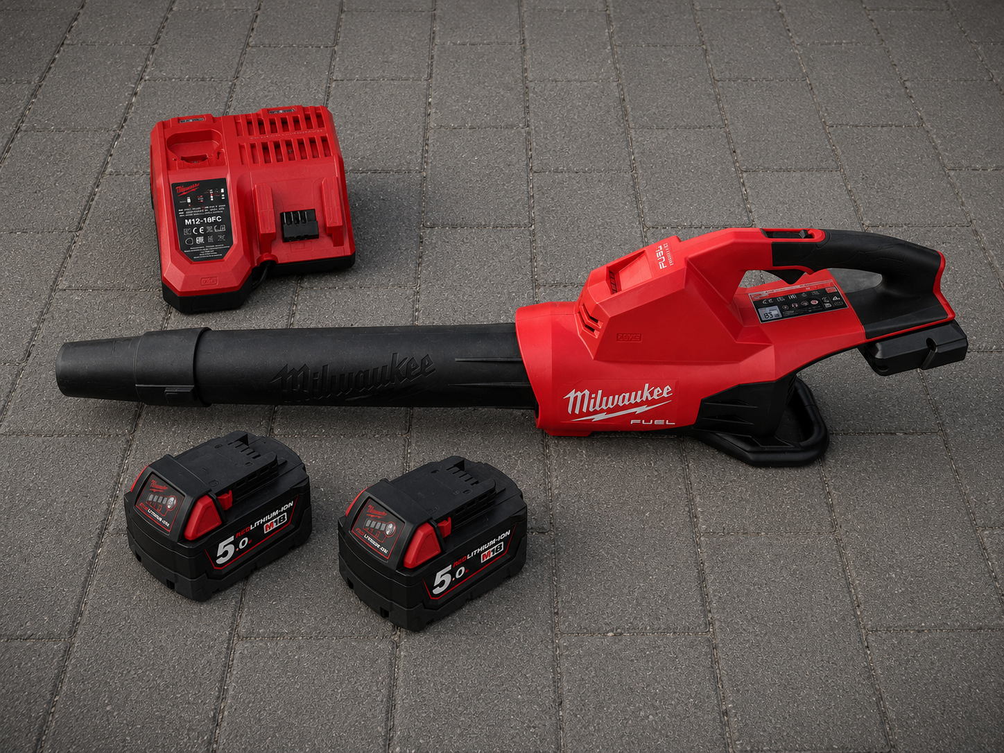 Milwaukee fuel løvblåser