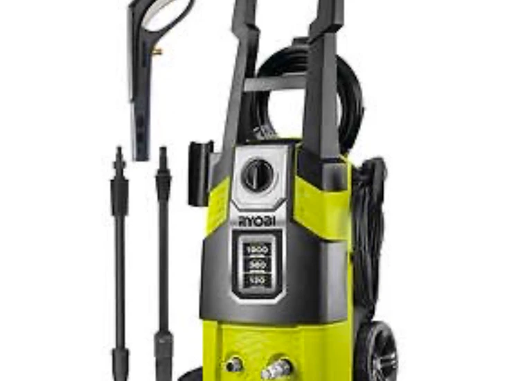 Högtryckstvätt ryobi med borste