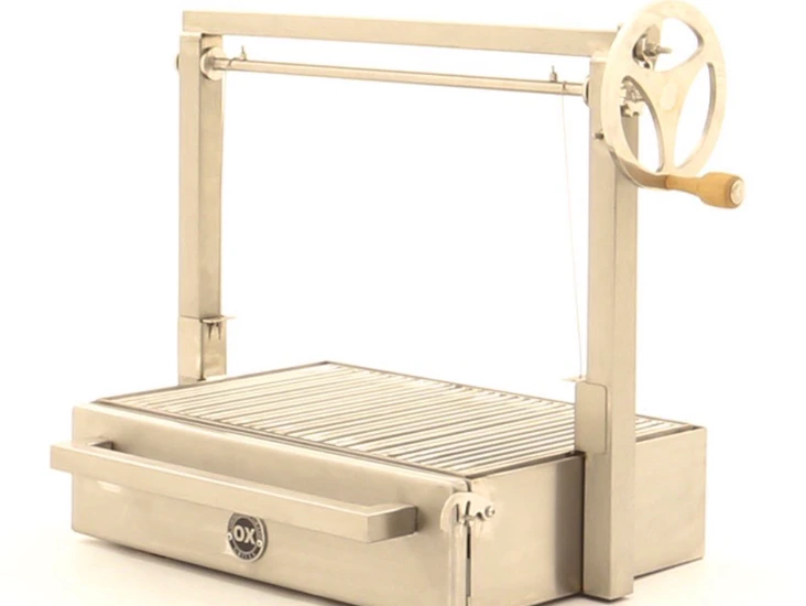 Vedeldad oxgrill med höj och sänkbar hylla