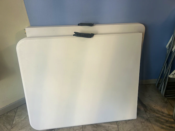 Hopfällbart bord - 100 kr