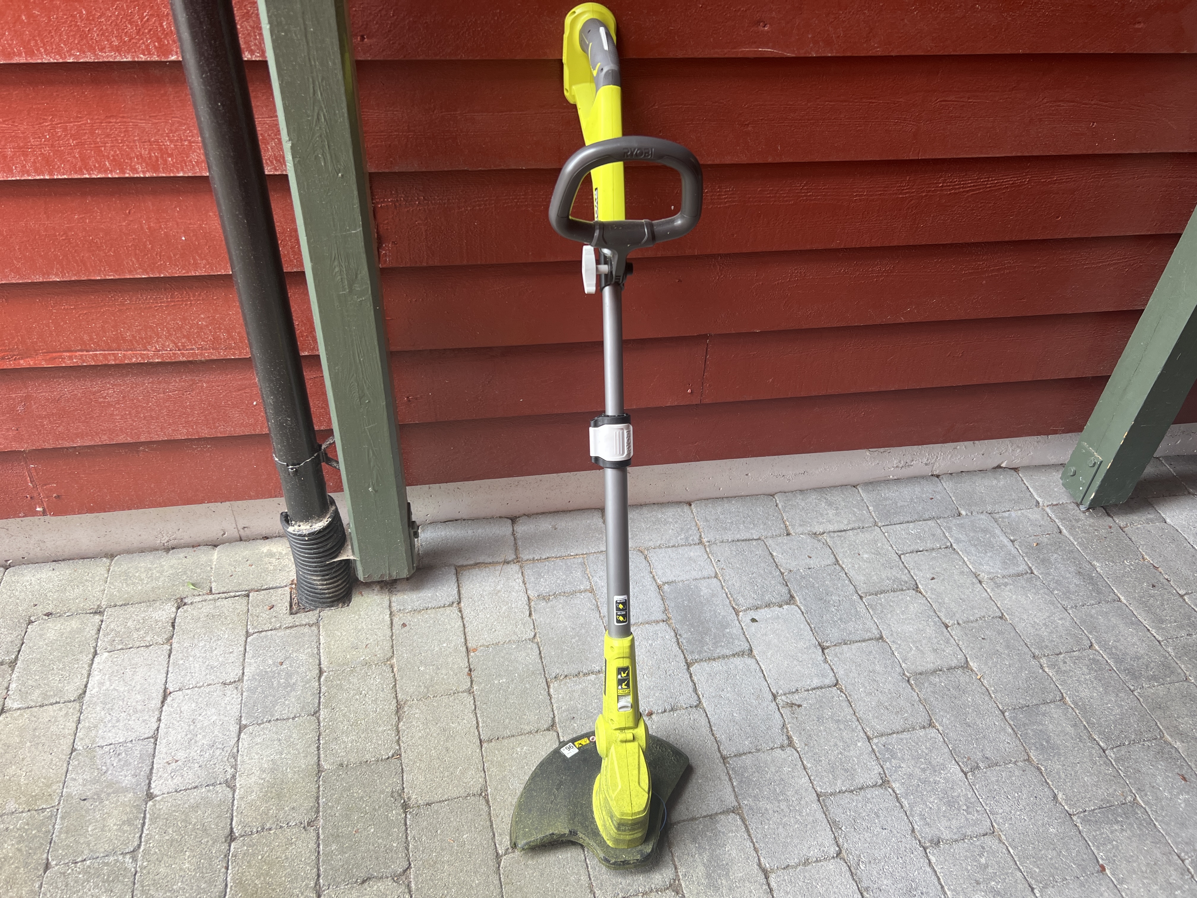 Ryobi kantklipper olt1832