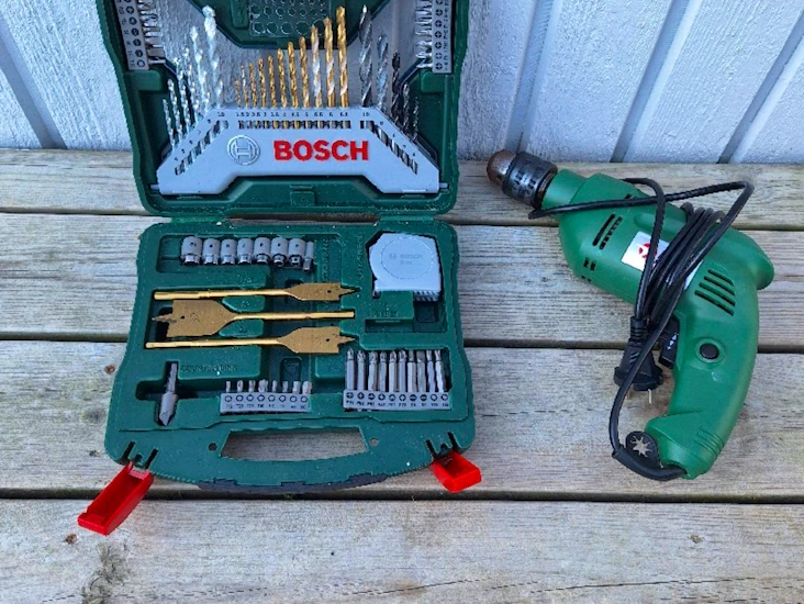 Borrmaskin med 70 olika delar