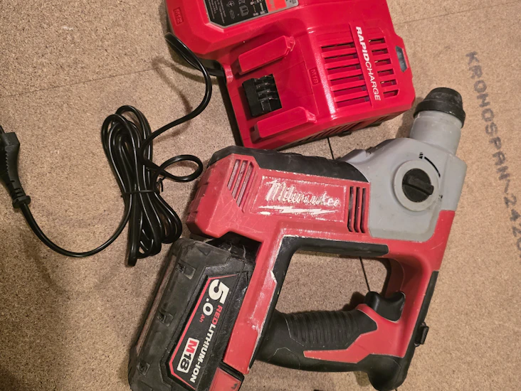 Milwaukee borrhammare