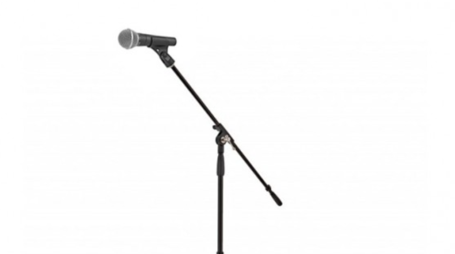 Shure sm58s with mic stand bundle