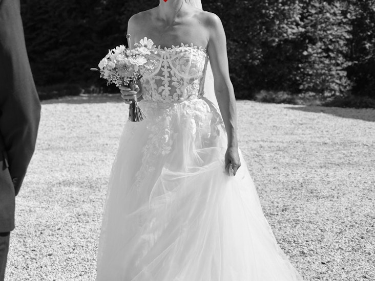 Bröllopsklänning med korsett och tyll (s)