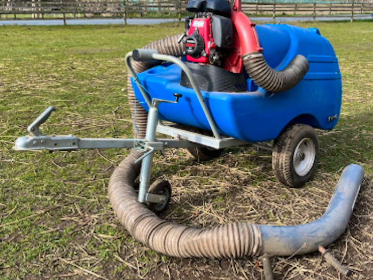 Gödselsug – renare hagar, färre parasiter, gladare hästar, piggare hästägare