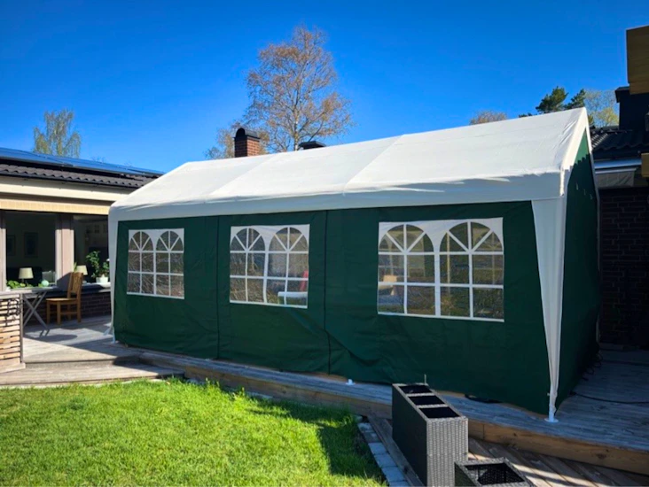 Partytält 3 x 6 m.