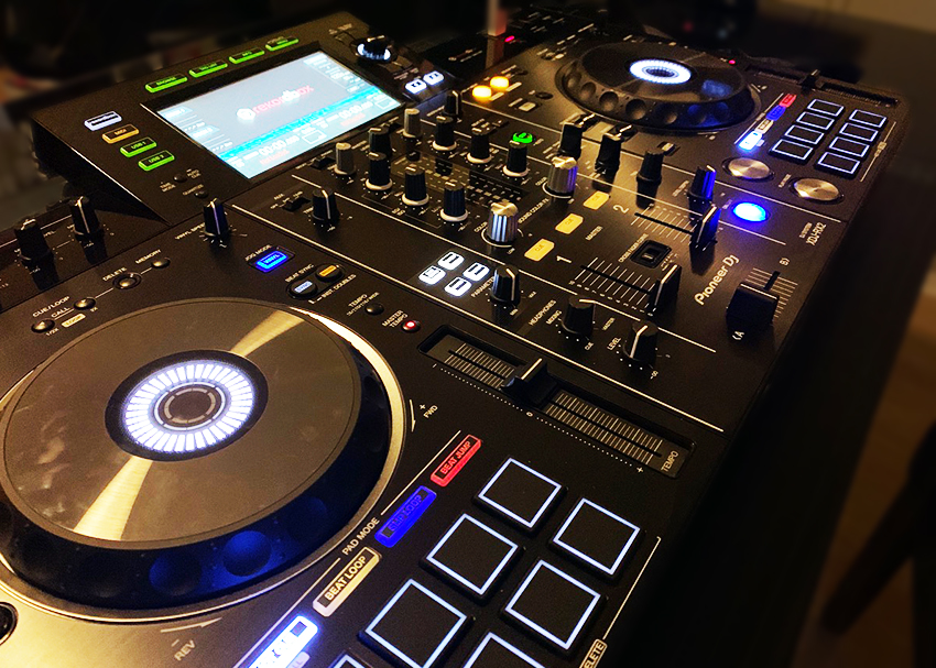 Pioneer dj xdj-rx2 2 channel all in one dj system