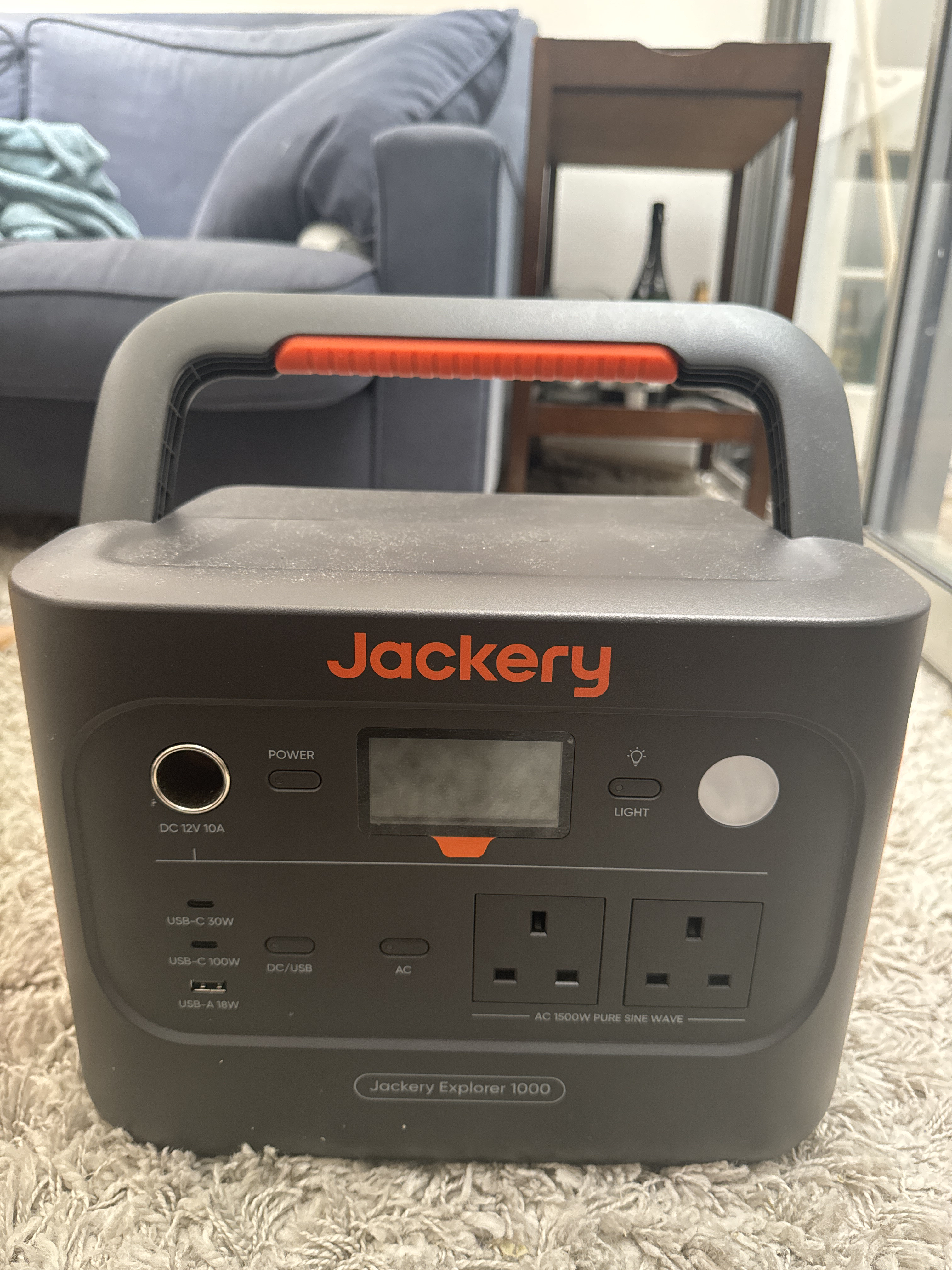 Jackery explorer 1000