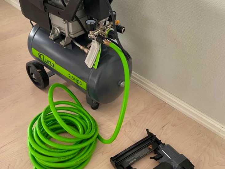 Dykkertpistol og kompressor