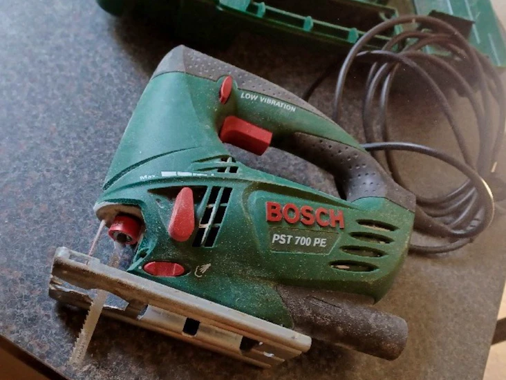 Sticksåg bosch pst 700 pe