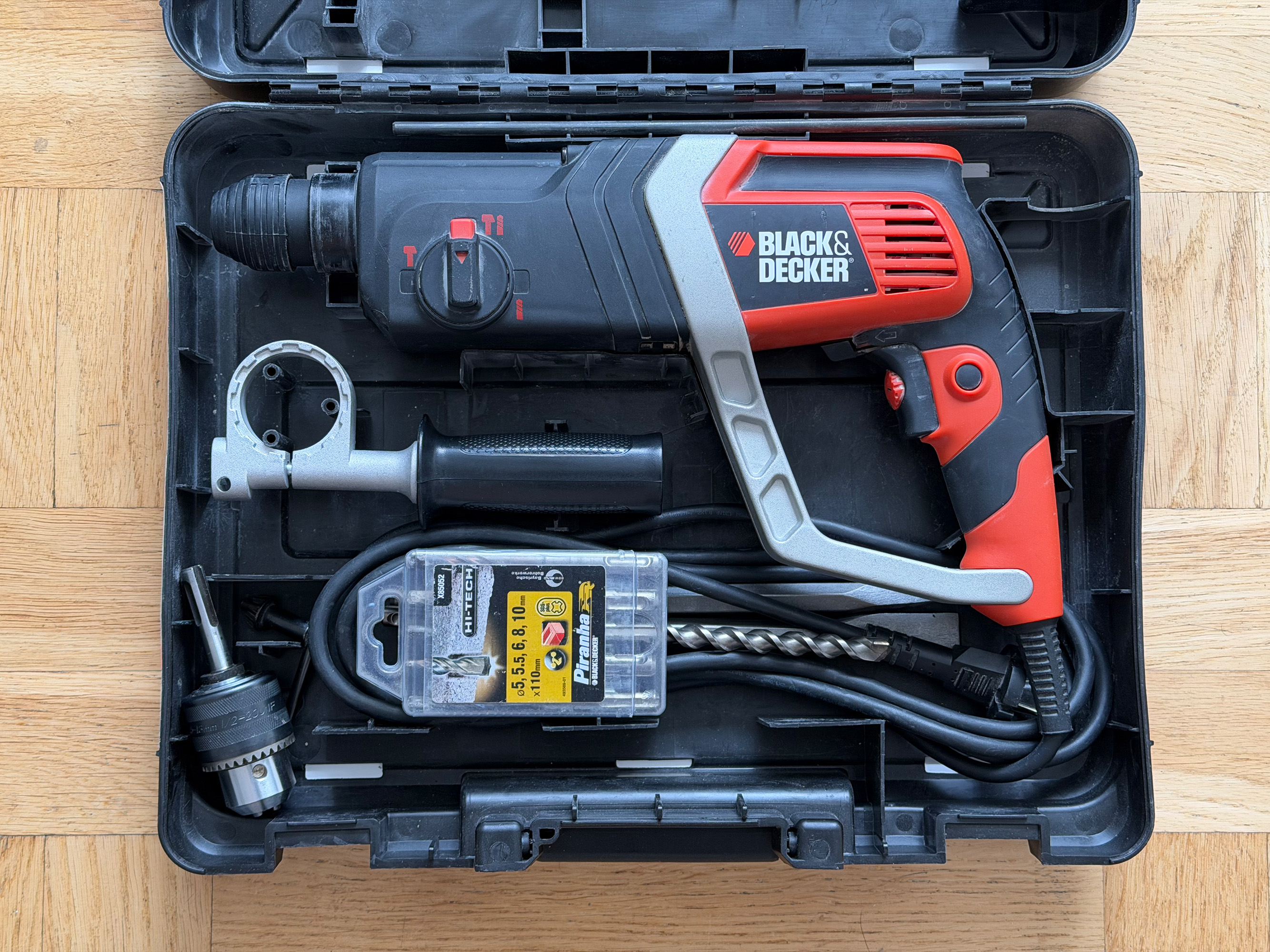 Borrhammare black & decker 850w