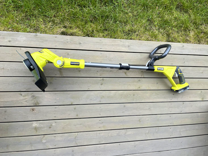 Ryobi batteridreven gresstrimmer