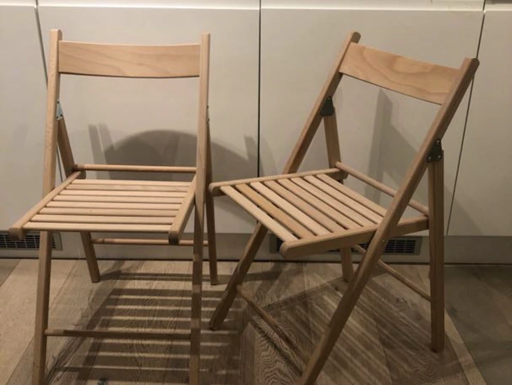 Klappstoler i tre (17stk)