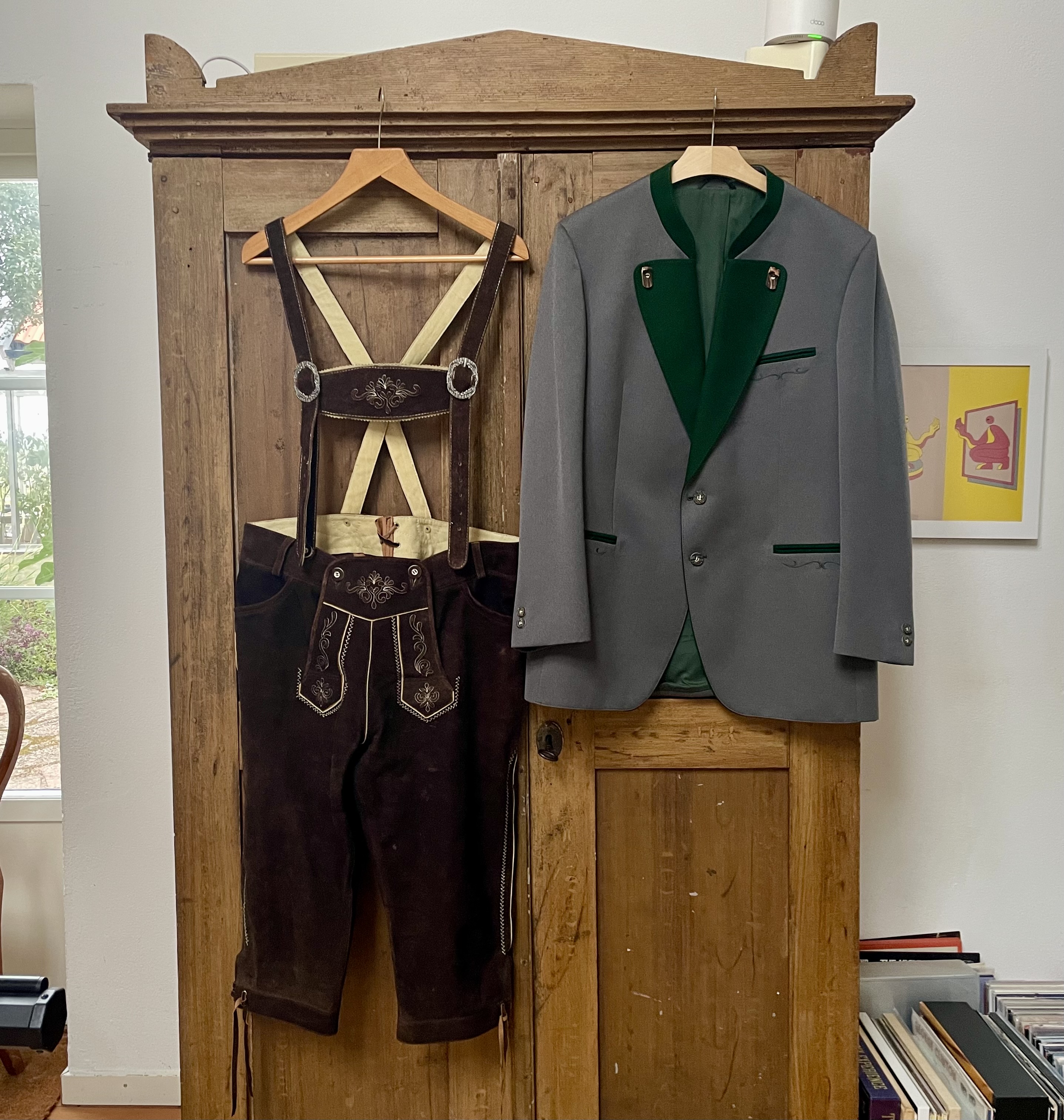 Lederhosen med traditionell kavaj