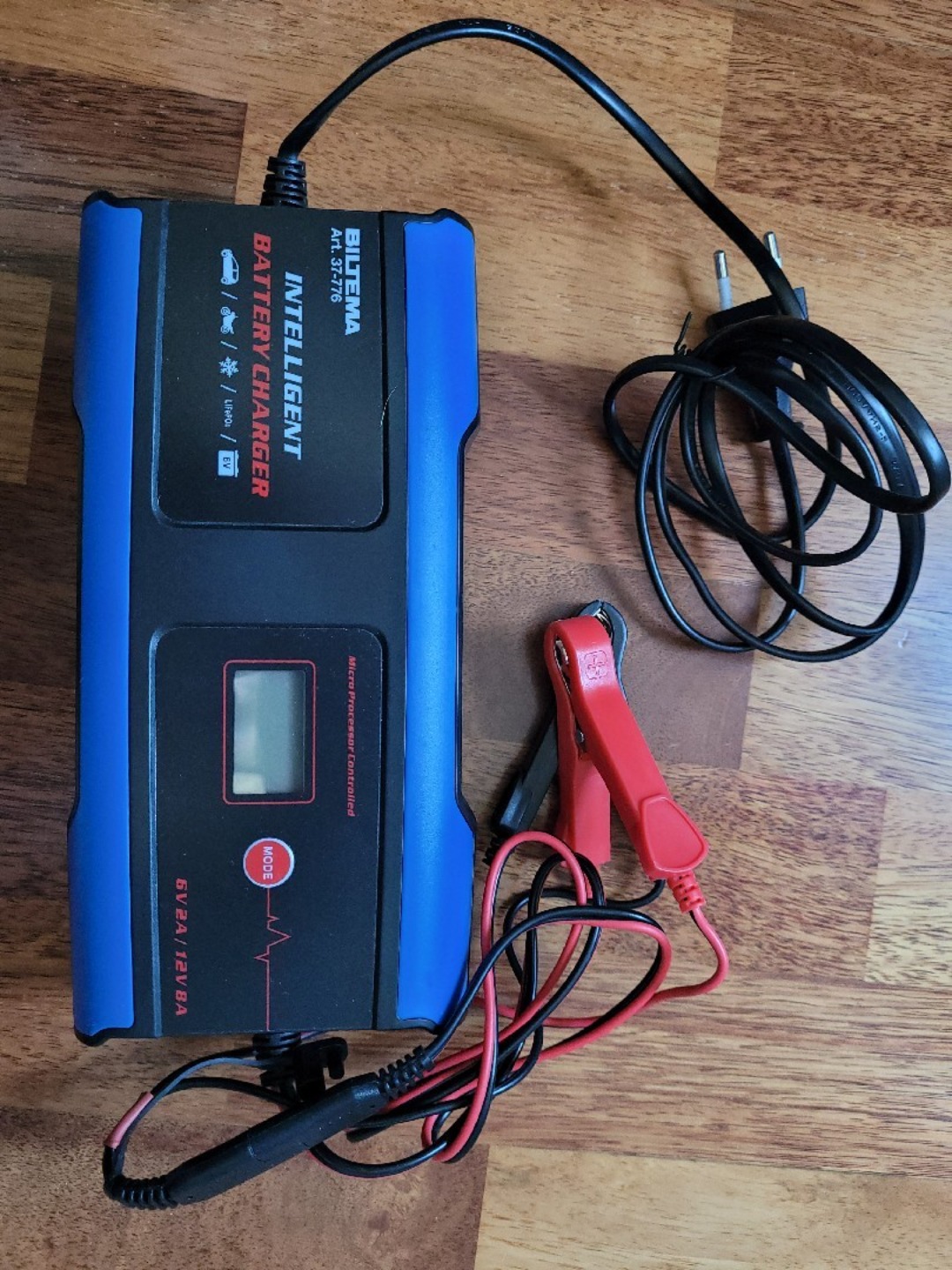 Batterilader 6 v, 2a/12 v, 8a