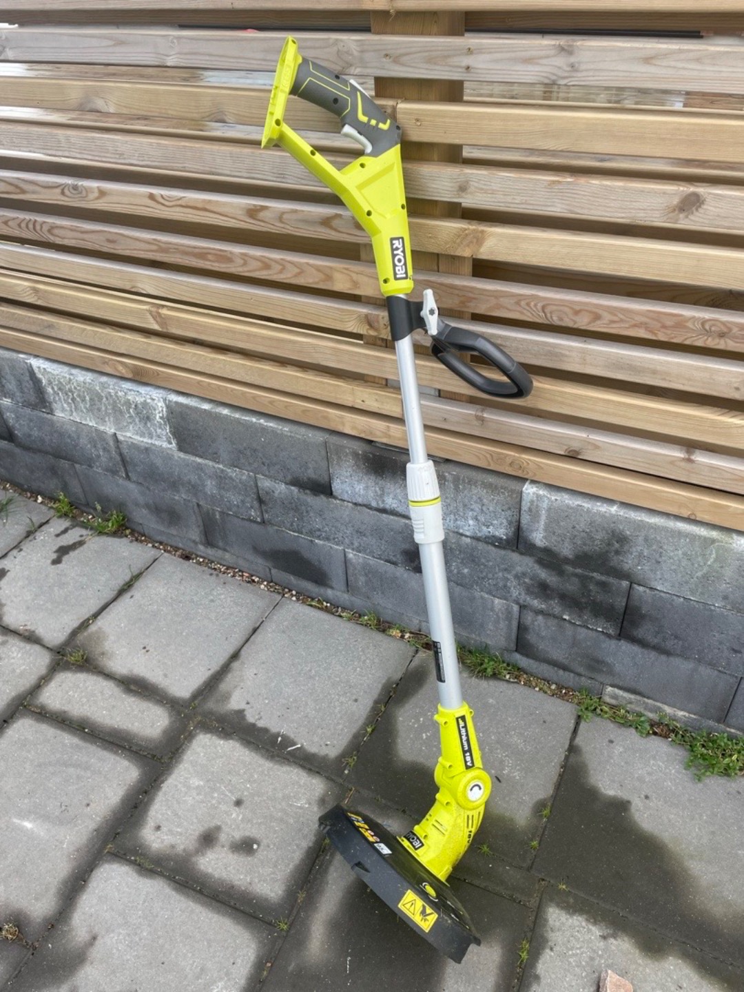 Ryobi trimmer