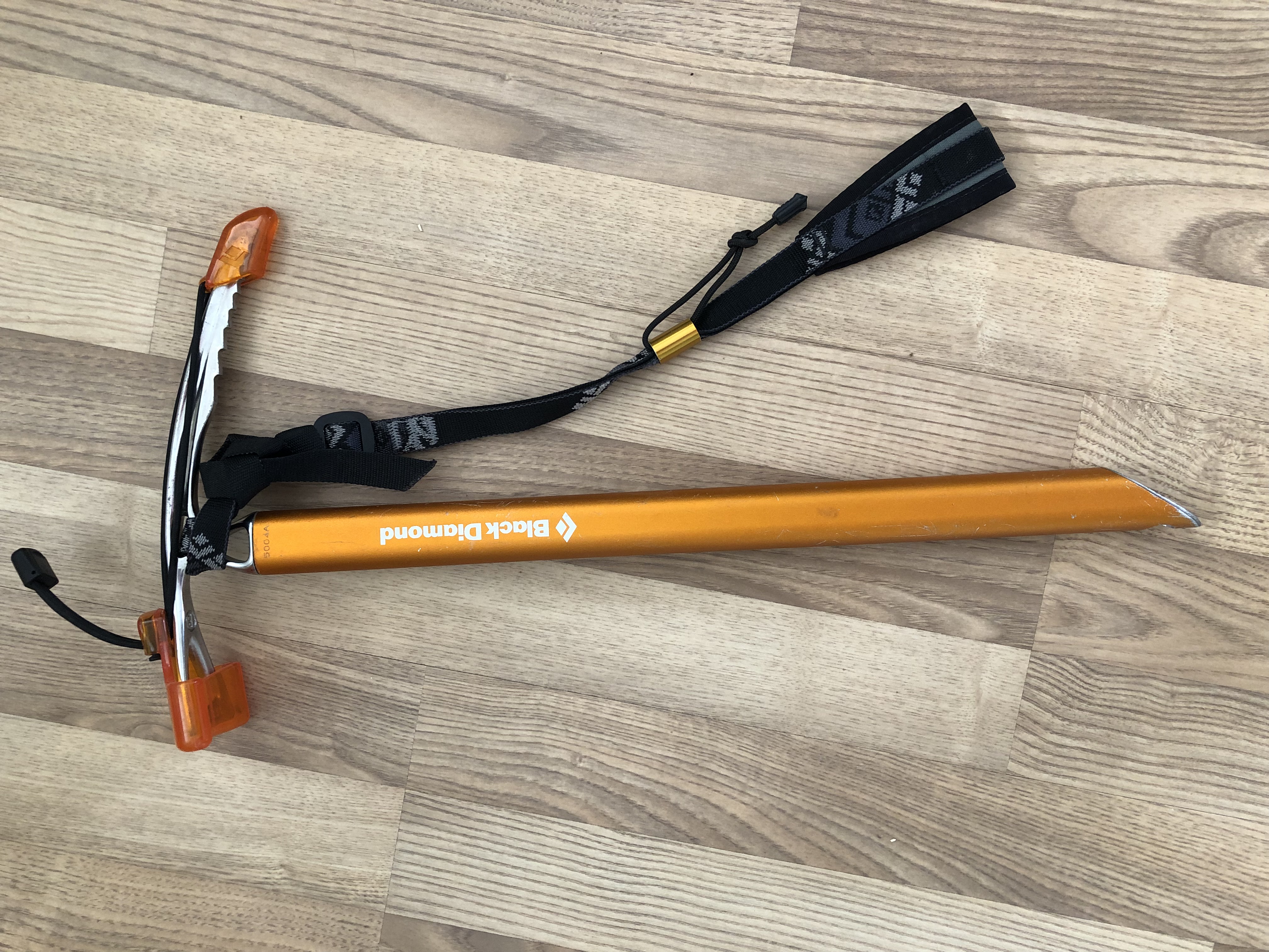 Black diamond raven axe ultra 50 cm