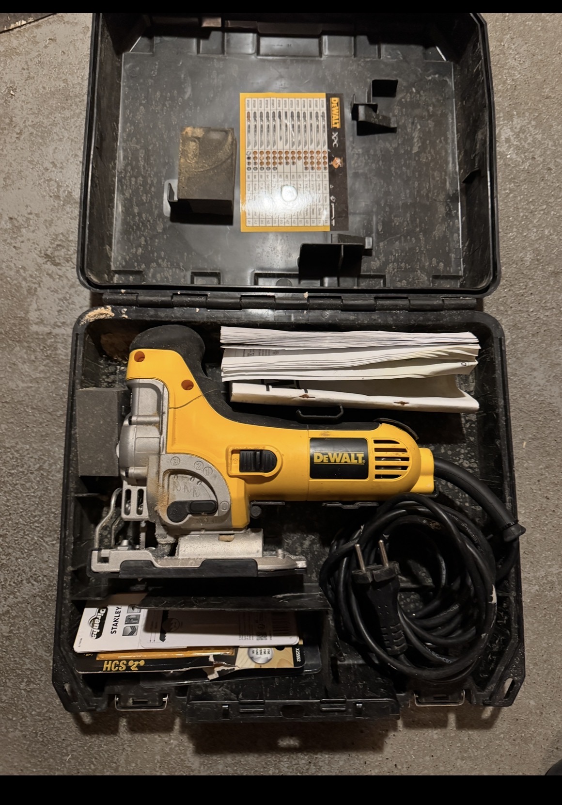 Dewalt stikksag
