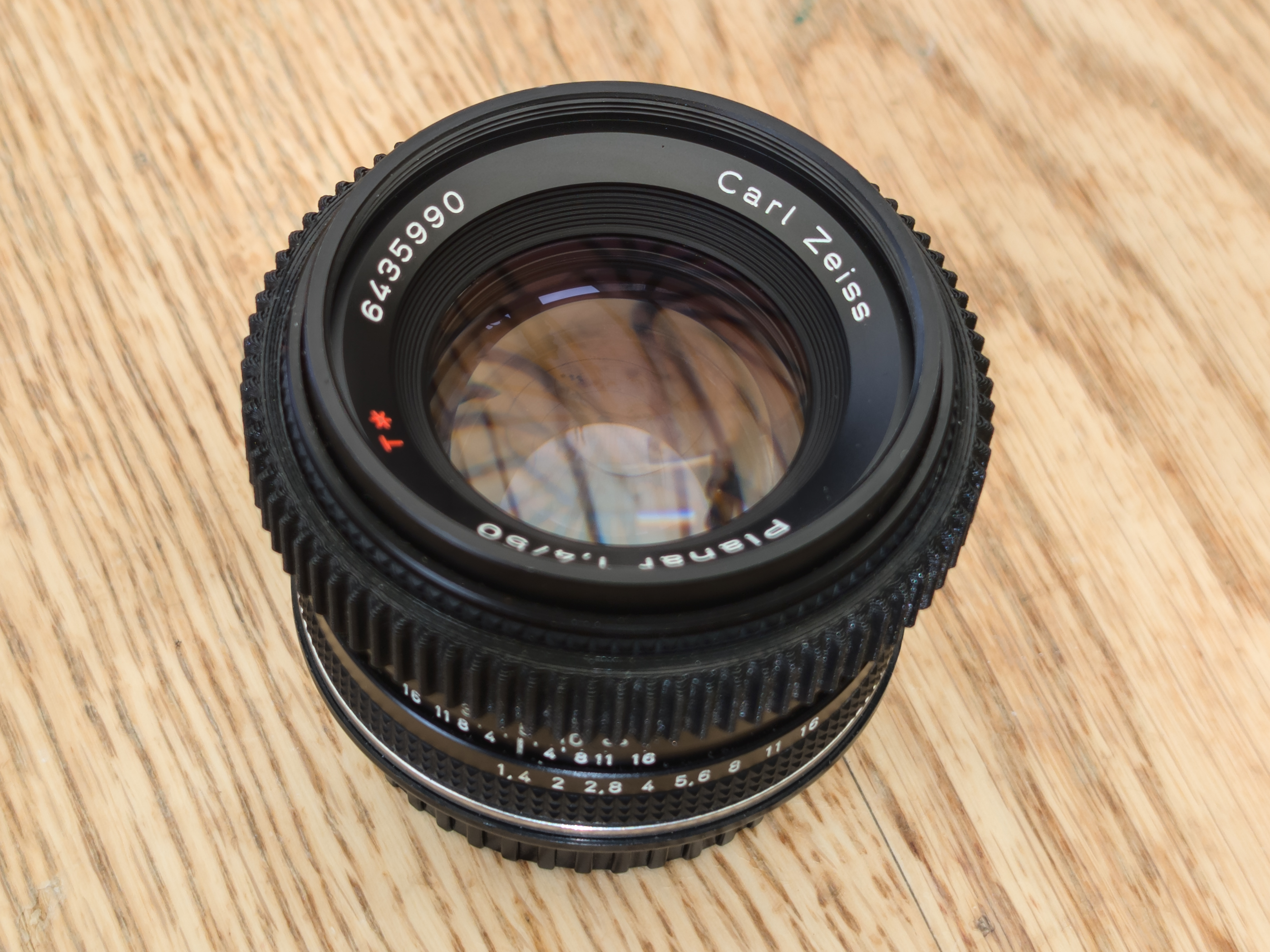 50mm contax zeiss for canon ef mount - planar t* f/1.4 