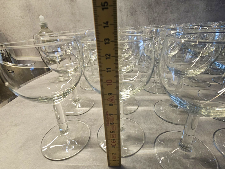 40 vinglas låg fot i glas