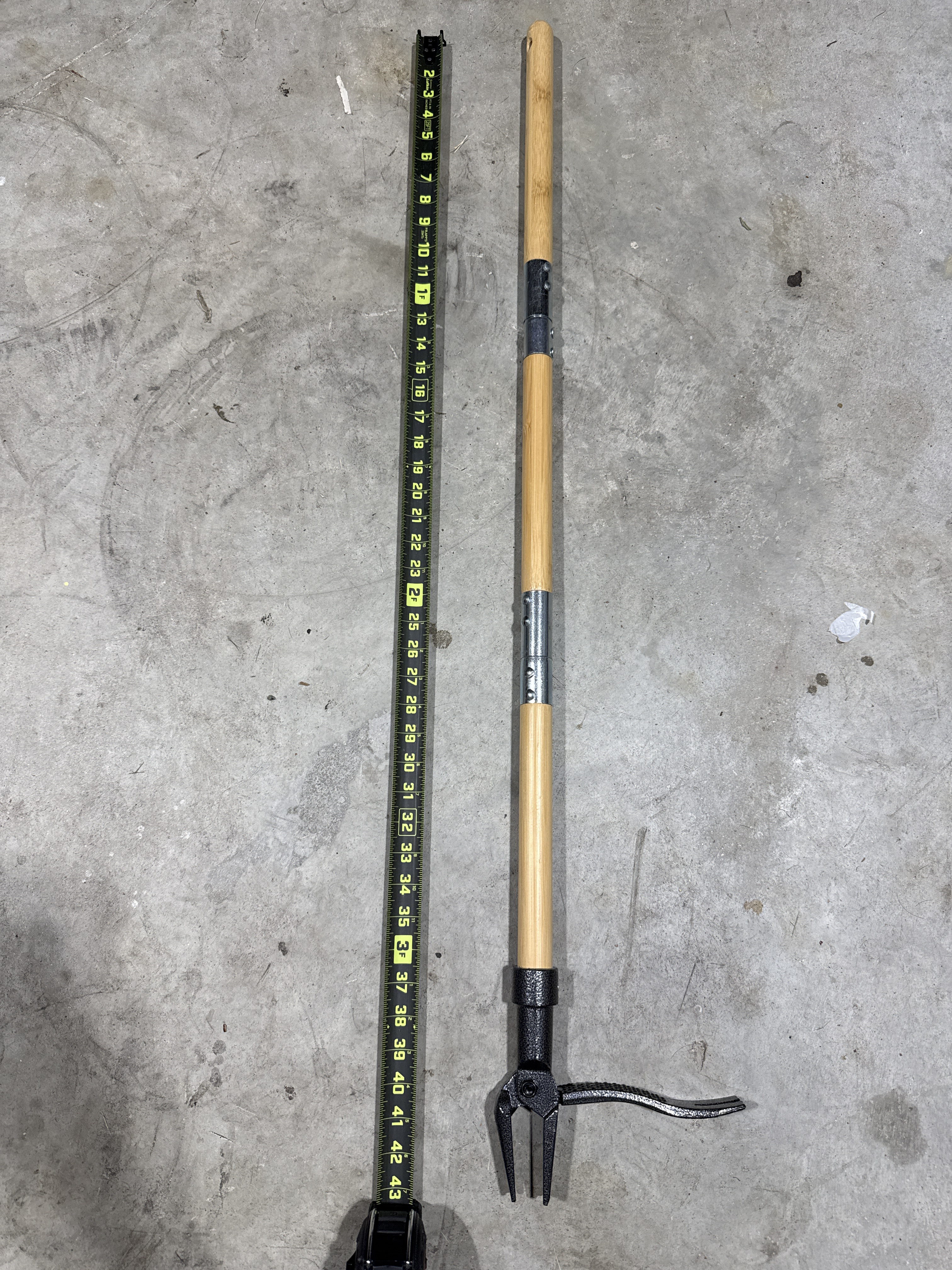 Garden tool weed puller 
