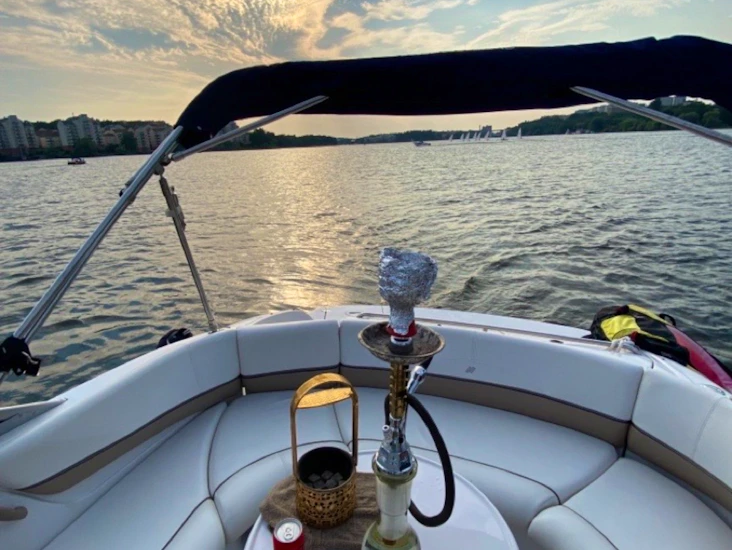 Motorbåt för student, möhippa, födelsedag, aw