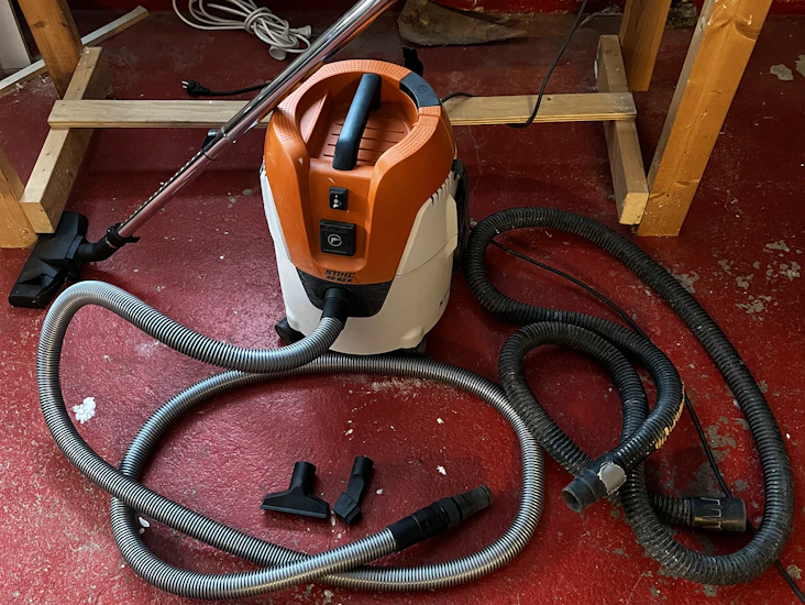 Stihl våt- och torrdammsugare