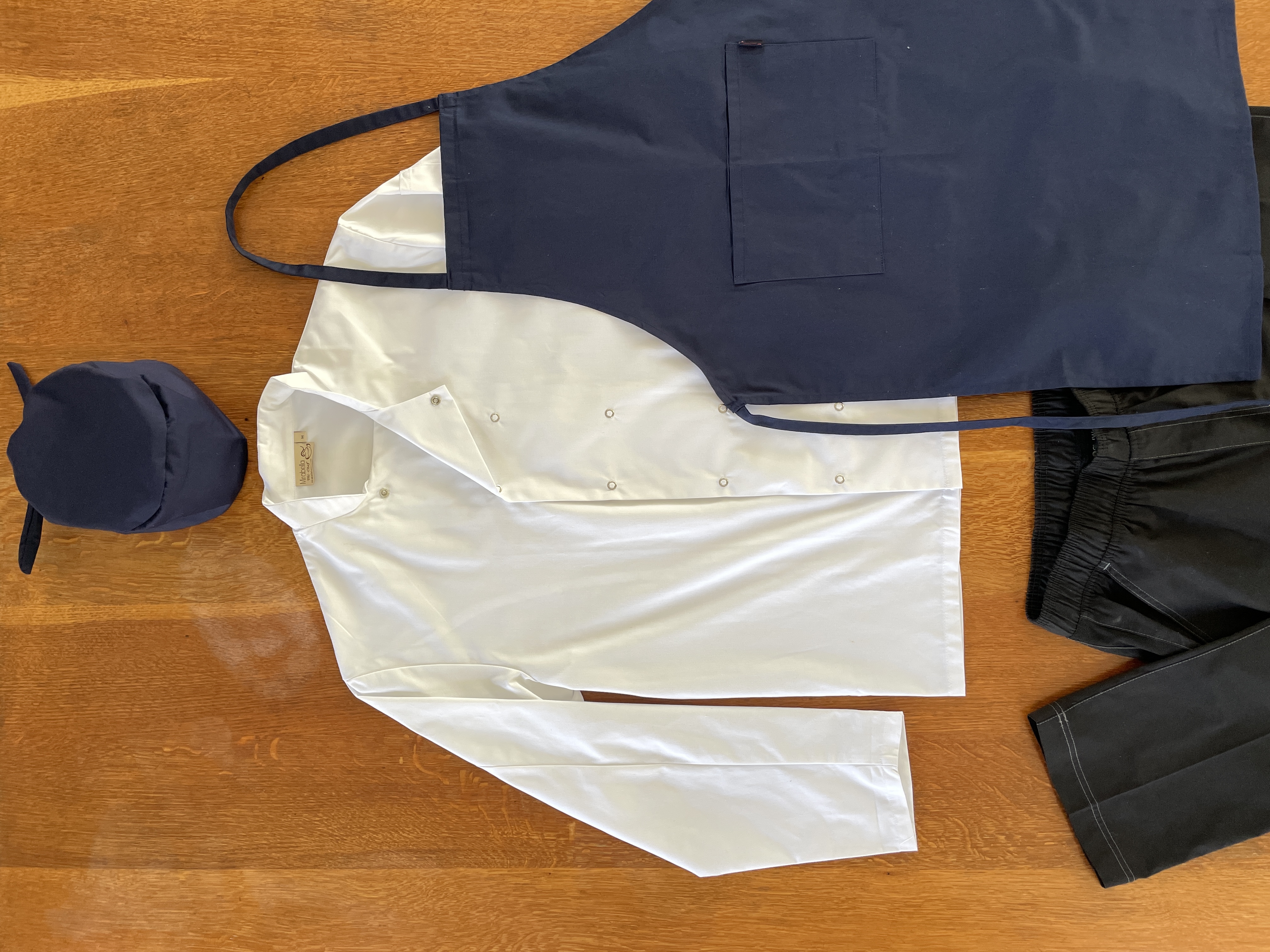 Chef / kitchen porter attire ( cooking outfit / costume / clothing / tunic)