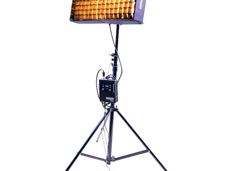 Amaran f21x
