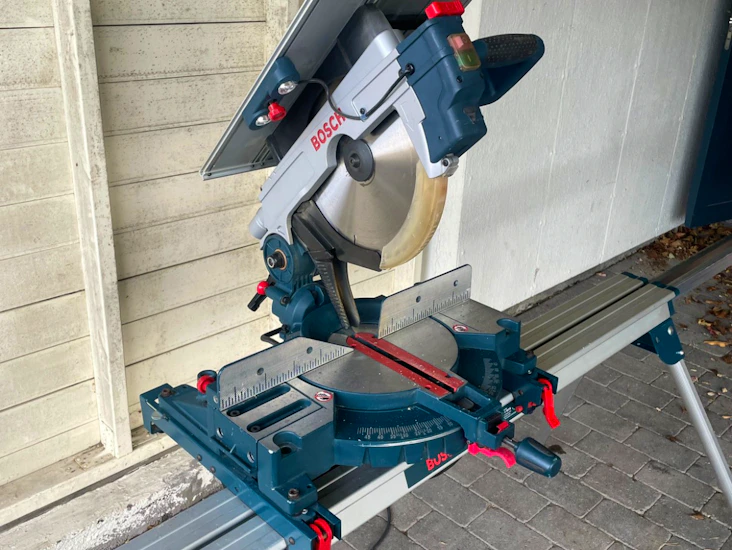 Bosch gtm 12 kombinasjonssag 2 i 1