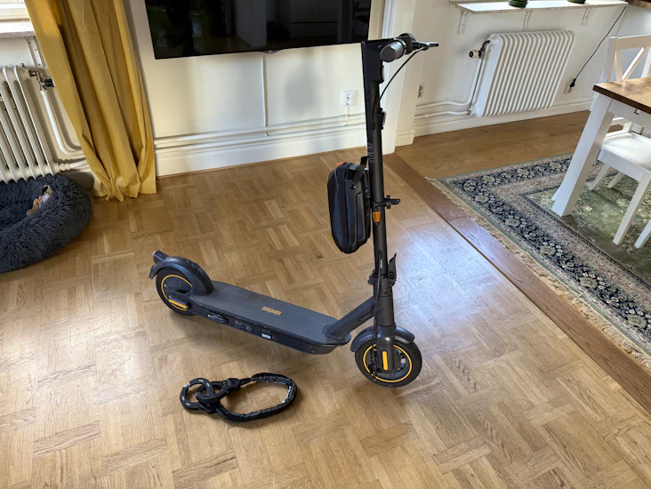 Ninebot elsparkcykel