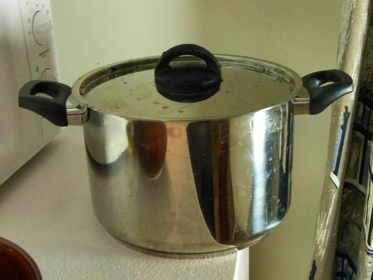 7 litran teräskattila